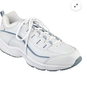 Easy Spirit Romy walking shoe 8N